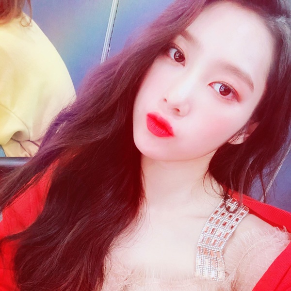 이름모를 아이돌 예쁘다