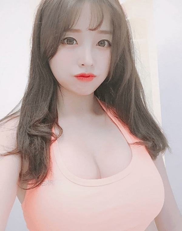 몸매죽여주는 피팅모델