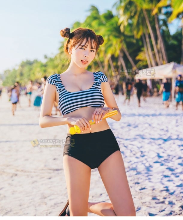 먹튀검증 토토군 포토 깜찍한 비키니걸