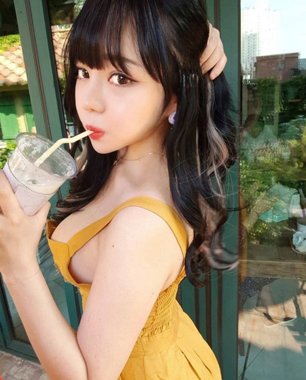 코스프레가 답인듯 하오