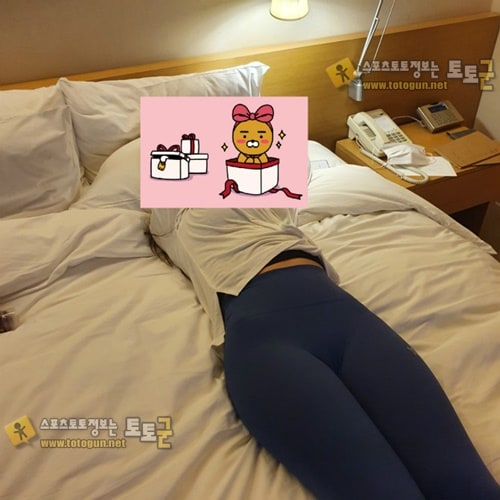 도툼한 보두박근