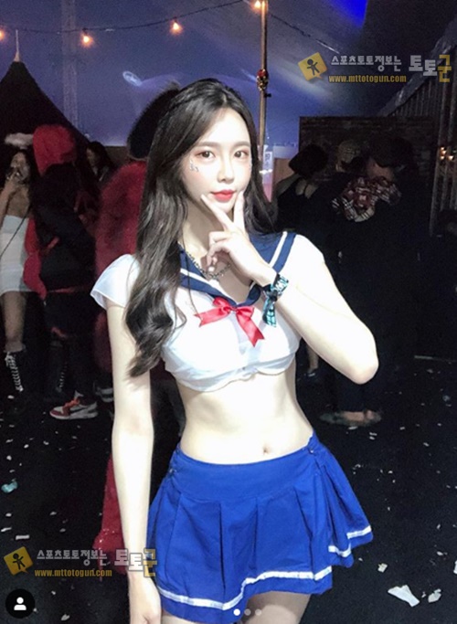 먹튀검증 토토군 포토 피팅녀