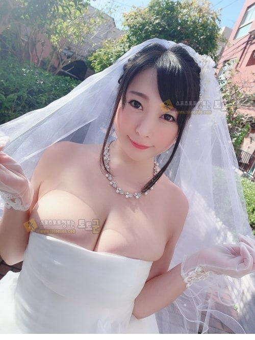 먹튀검증 토토군 포토 라인이 아름다운 일반녀