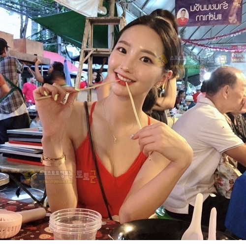 휴가중인 치어리더들