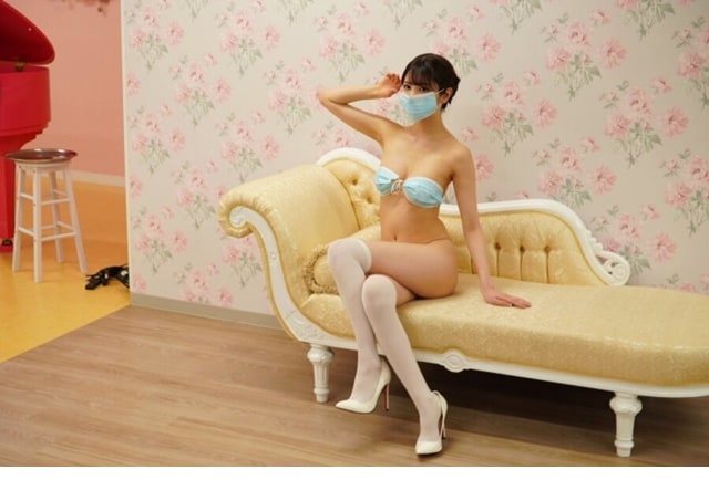 일본 섹녀의 마스크