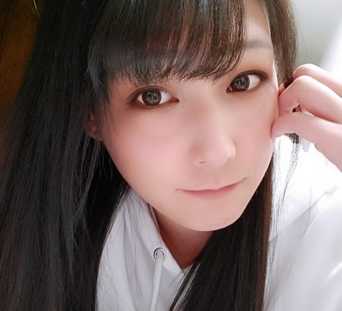 주방에 어울리는츠치야 카나데 복장