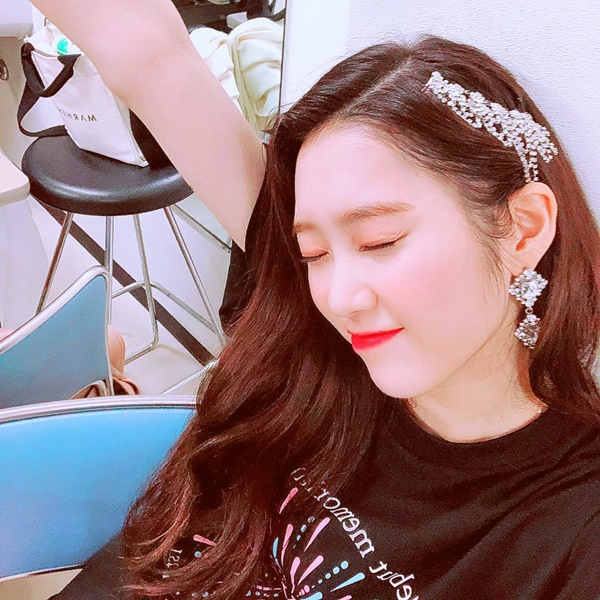 이름모를 아이돌 예쁘다