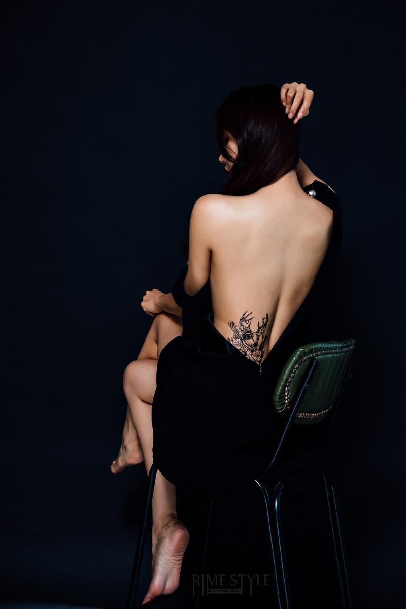 오토살롱 모델 황유리