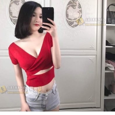 먹튀검증 토토군 포토 크롭티 처자