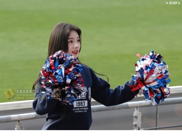 핫한 조연주 치어리더