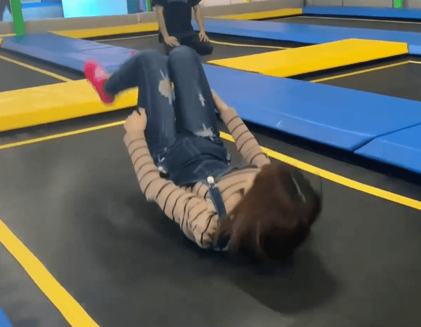 트램펄린 추천녀