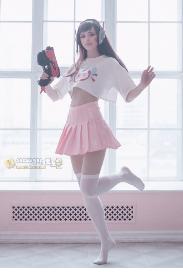 먹튀검증 토토군 포토 러시아누나 코스프레