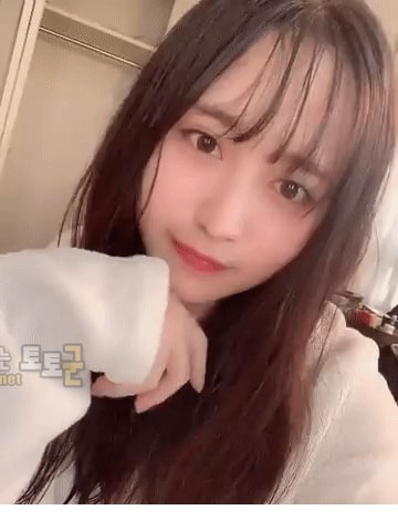 먹튀검증 토토군 포토 한일 월드컵 때 태어난 AV 신인 배우