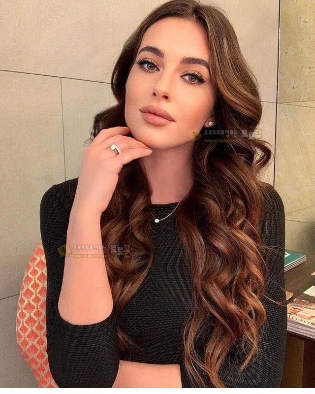 먹튀검증 토토군 포토 와꾸 쩌는 천조국녀