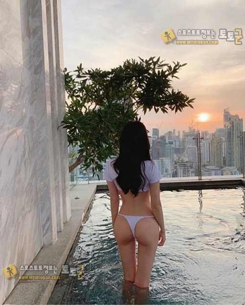 먹튀검증 토토군 포토 업소녀의 자태 3