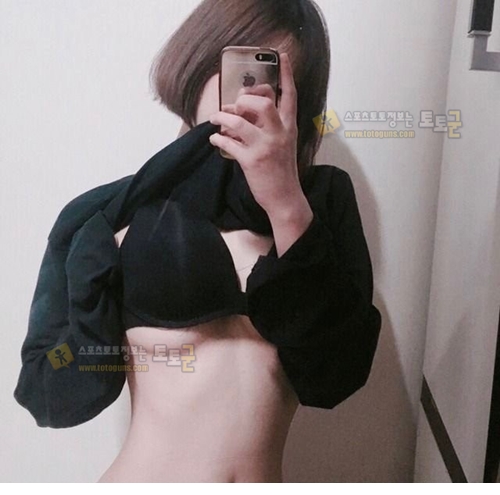 블랙 비키니 걸