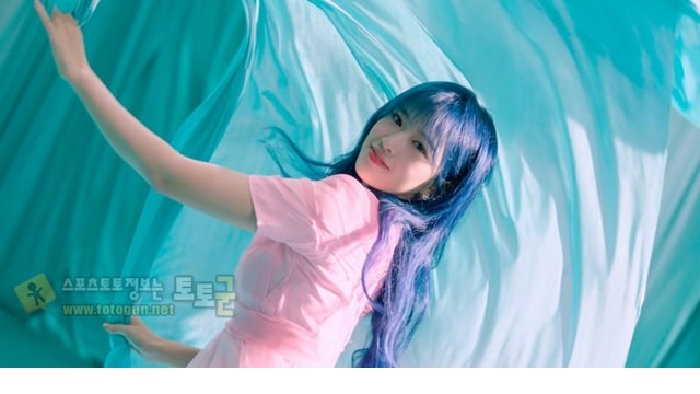 먹튀검증 토토군 포토 아이즈원 안유진