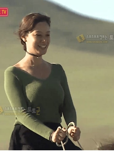 먹튀검증 토토군 포토 한국 모로코 혼혈 모델 엄휘연