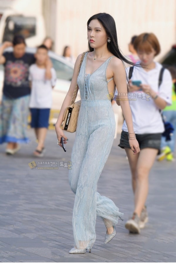 먹튀검증 토토군 포토 중국 길거리 처자