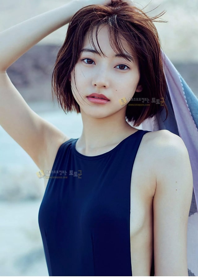 먹튀검증 토토군 포토 다케다 레이나의 시즌 마지막 라스트 비키니 01