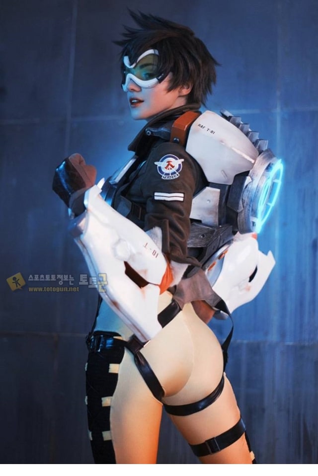 먹튀검증 토토군 포토 러시아누나 코스프레