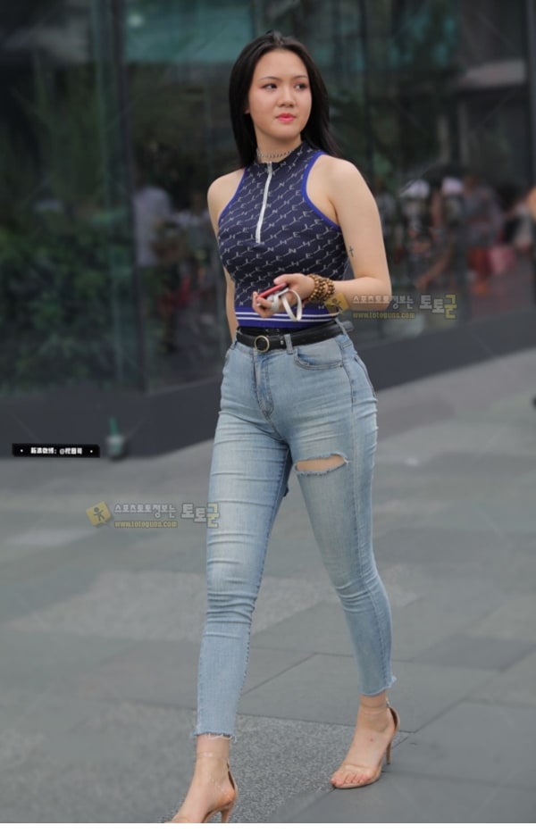 먹튀검증 토토군 포토 중국 길거리 처자