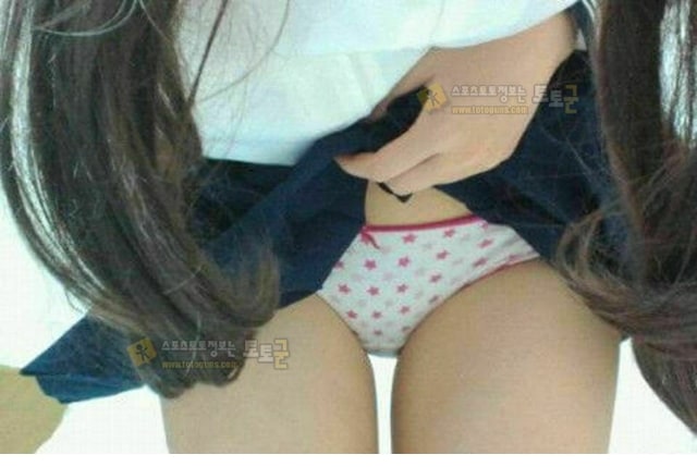 먹튀검증 토토군 포토 인스타 팬티 챌린지