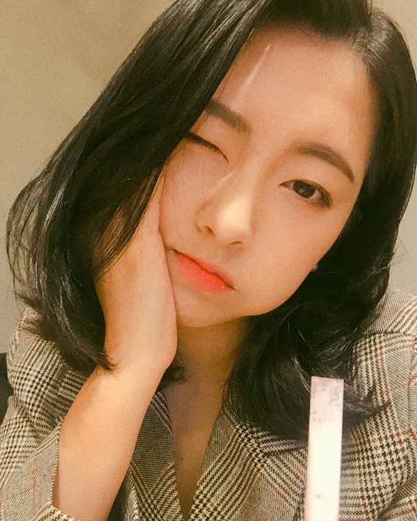 기존의 여군은 잊어라 핫했던 그녀