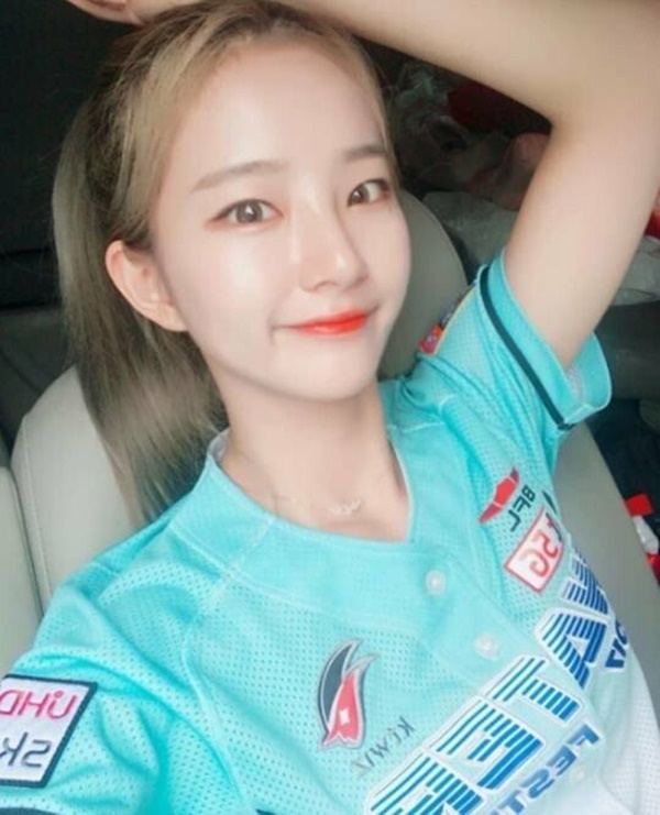 이분아는사람??치어리더