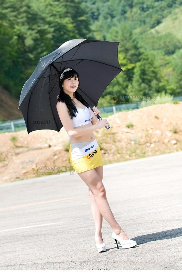 레이싱 모델 정세온