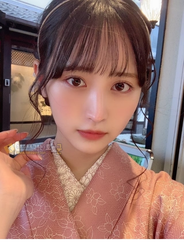 먹튀검증 토토군 포토 한일 월드컵 때 태어난 AV 신인 배우