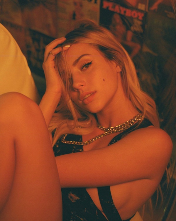 육상선수출신그녀 Charly Jordan