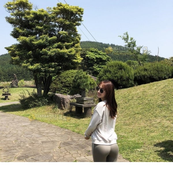 요즘 길거리 여성 패션