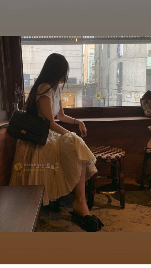 먹튀검증 토토군 포토 에이핑크 손나은 인스타