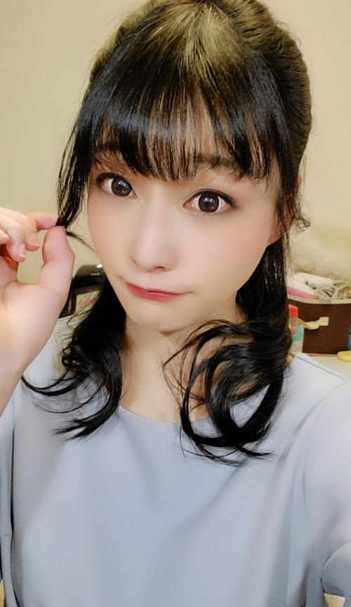 주방에 어울리는츠치야 카나데 복장