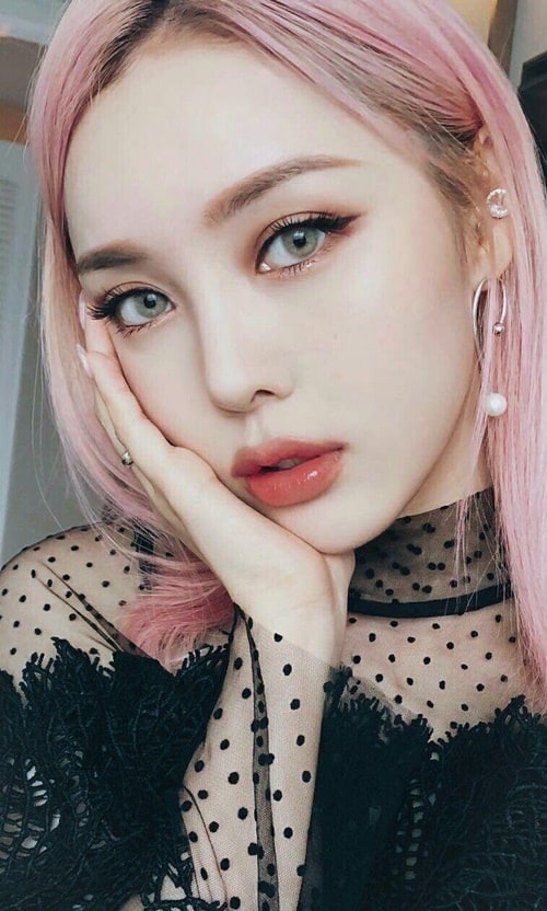 이쁜 동양 처자들